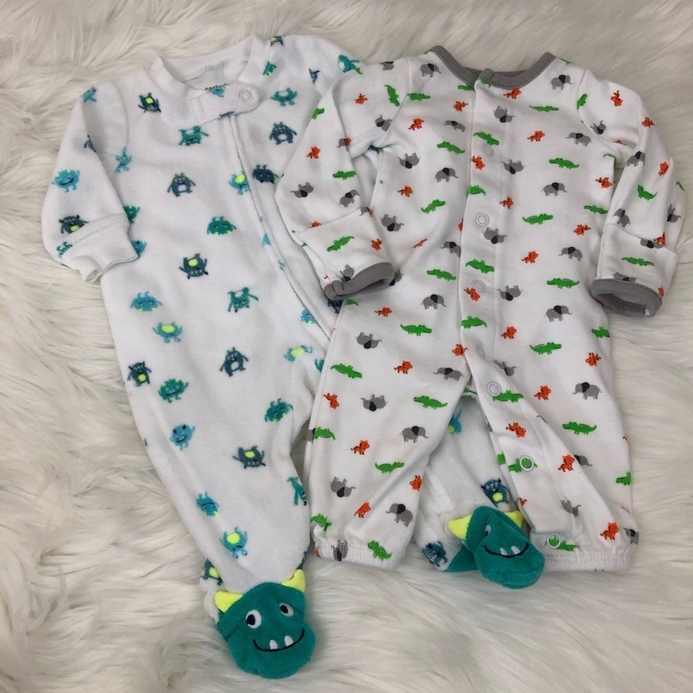 Carter’s Newborn Sleepers Zipper Front bundle - Picture 2 of 6